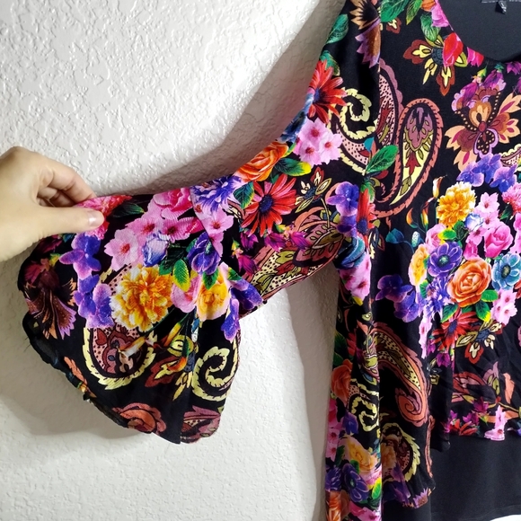 Calessa Tunic Top Floral Layered Bell Sleeve Mesh Stretch Boho Sz L - Picture 4 of 8